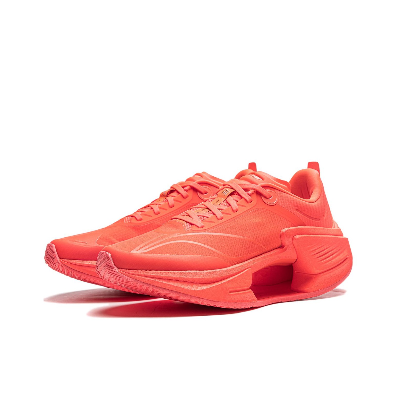 Li Ning Wade Shadow 3 ESSENTIA - Men Shoes Essentials ulasan dan harga